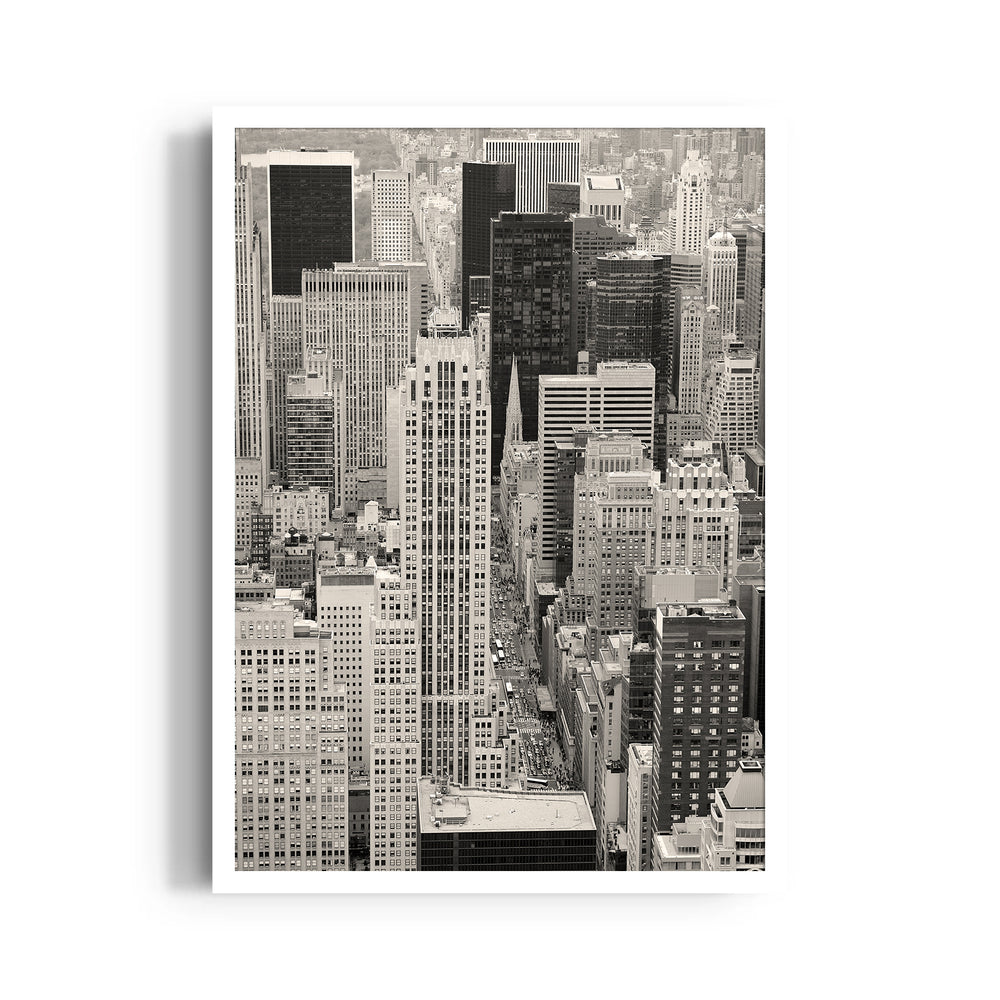 Black & White Manhattan Skyline – Classic Cityscape Wall Art
