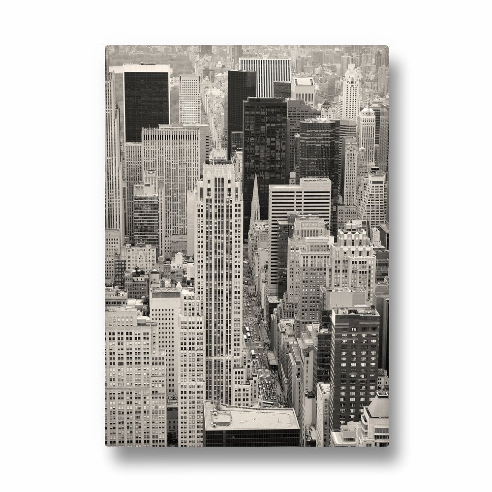 Black & White Manhattan Skyline – Classic Cityscape Wall Art