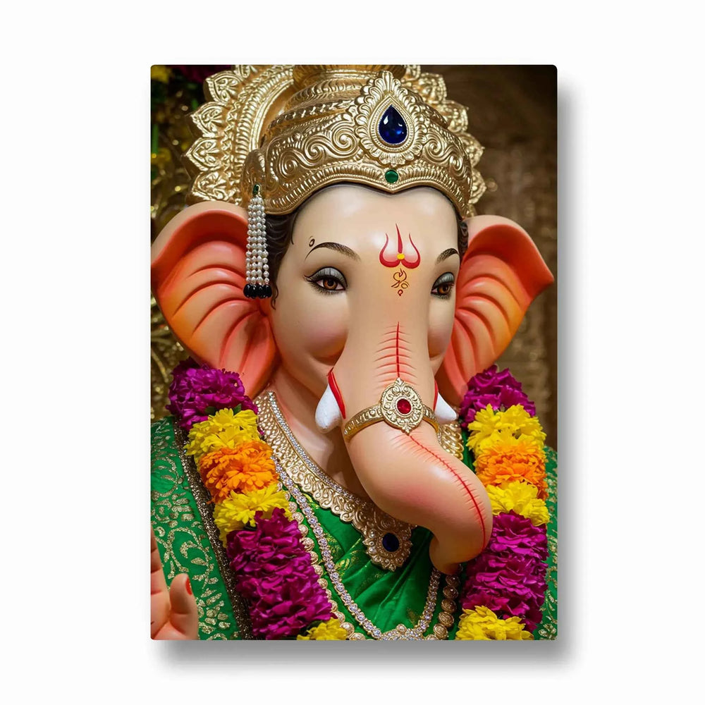 Ganesha Harita Vasstra Pushpamala