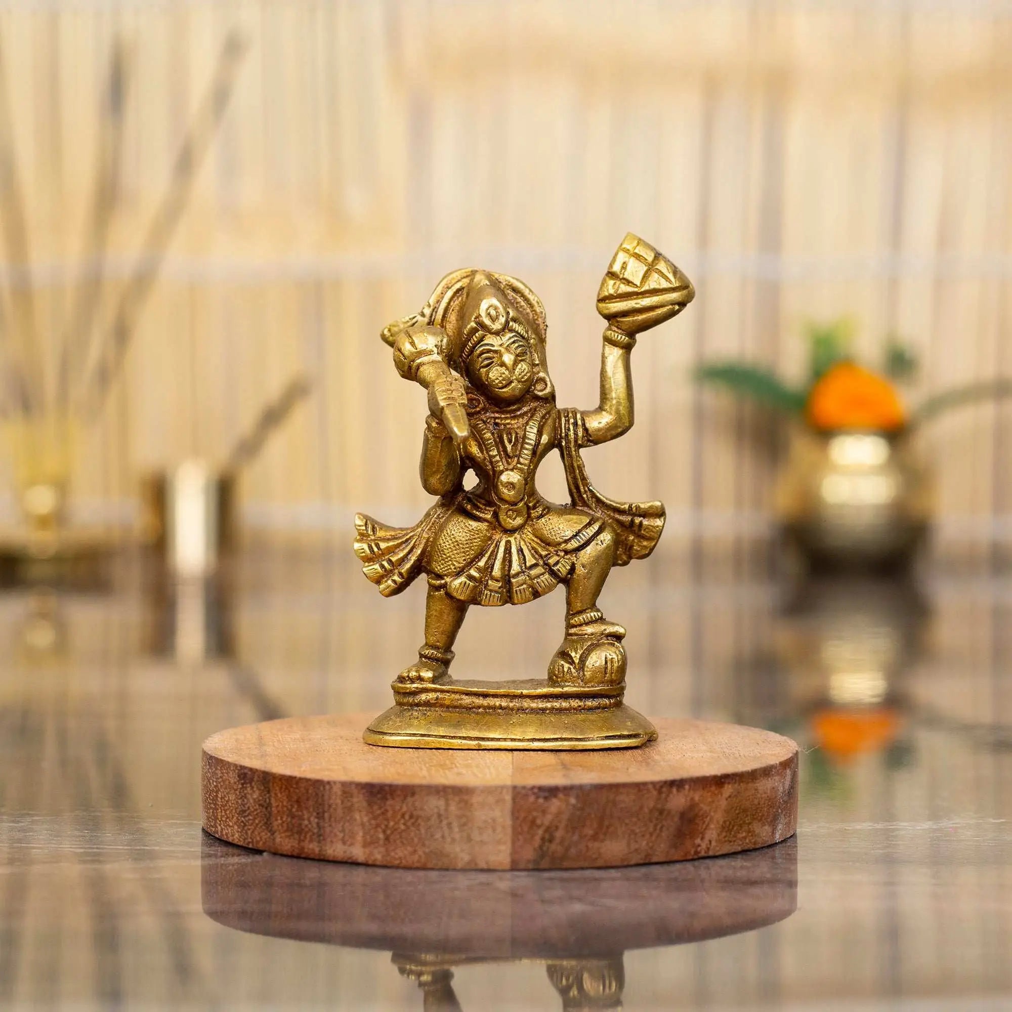 Powerful Brass Lord Hanuman Idol with Dronagiri Mountain
