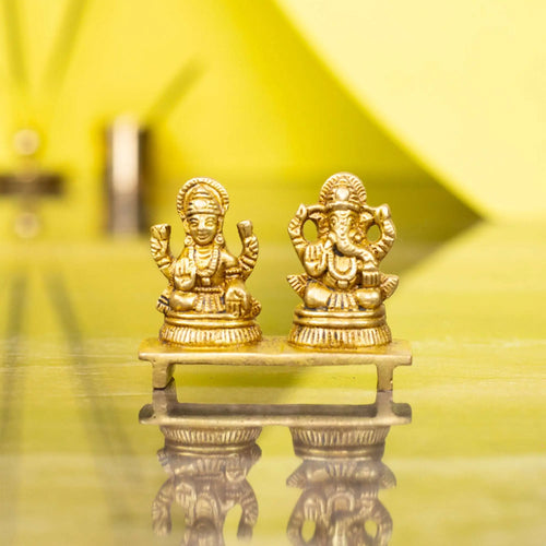 Essential Brass Lakshmi Ganesha Murti for Diwali | Compact Idol for Puja & Gifting
