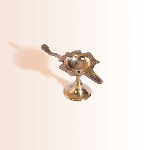 Symbolic Brass Shankha (Conch) Diya | "Mahabharat Aarti" for Diwali & Puja - Pillow Fights